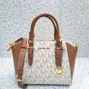 🌺Michael Kors🌺 CIARA MD MESSENGER Monogram Satchel Zip Purse Shoulder Bag👜